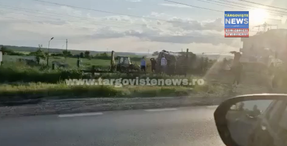 VIDEO – Un autovehicul de mare tonaj s-a răsturnat la Aninoasa